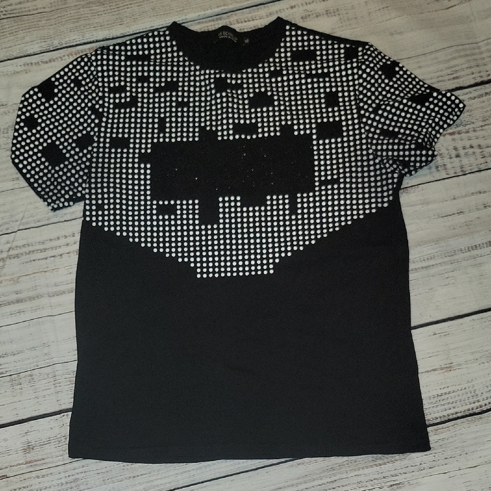 Stylish Black and White Graphic Tee